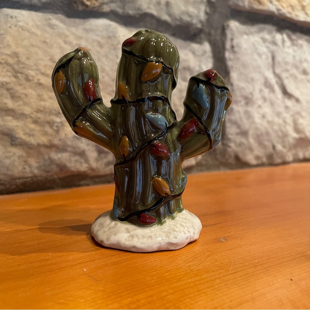 St. Nicholas Square Happy Trails Holiday Pepper Shaker Cactus w/ Christmas Light